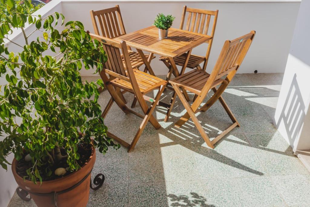 Lovely & Bright Renovated Apt. W/ Balcony In Lagos Exterior foto